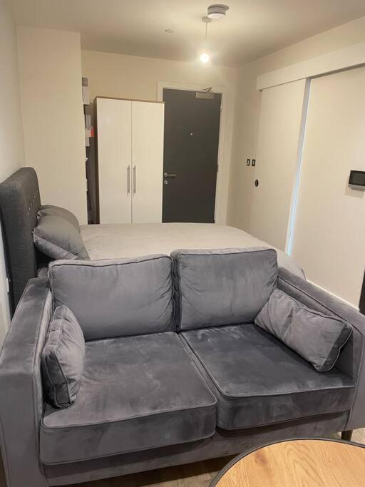 Апартаменты Stylish Flat In Old Trafford Манчестер Экстерьер фото